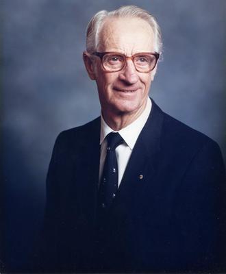 Peter Hendry, Photo courtesy of Hendry family, Copyright Faculty of Medicine Online Museum